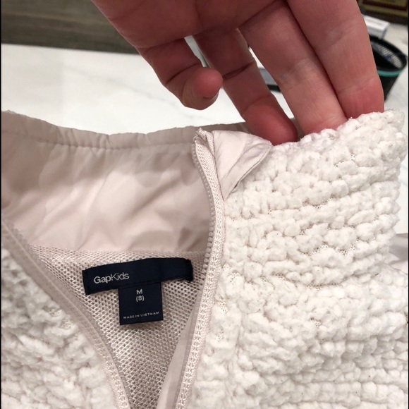 Warm, soft and cozy jacket . One spot on pocket . - Picture 2 of 16